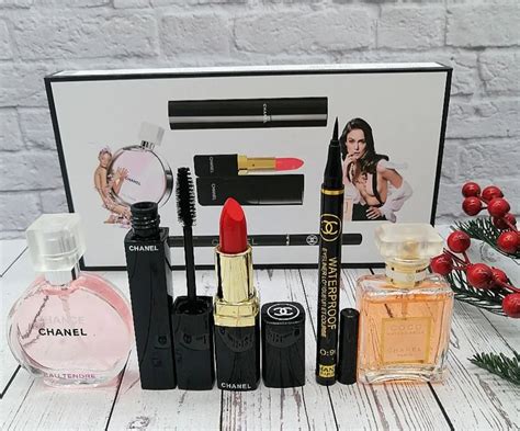 coffret chanel maquillage et parfum prix